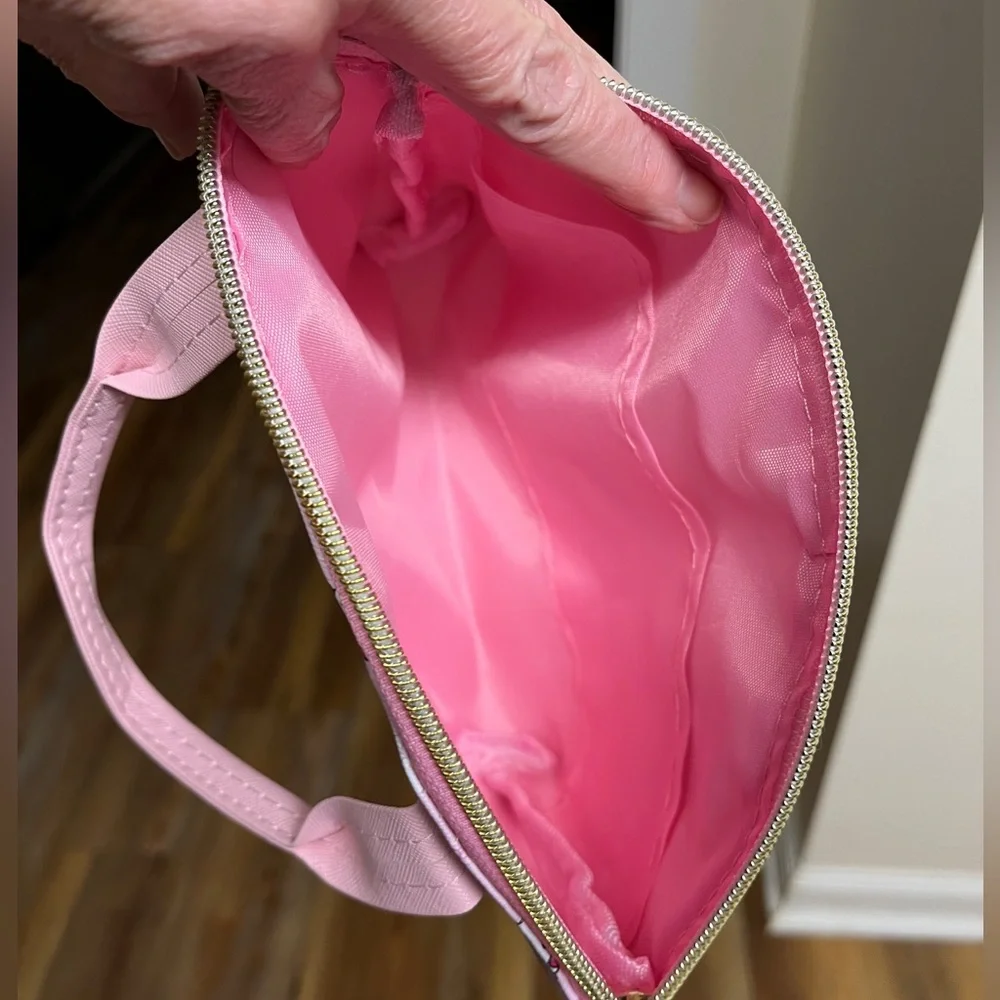 Hello Kitty Pink Kids Tote Bag, NWT, 9x6.5x1”, remov crossbody strap, PU leather